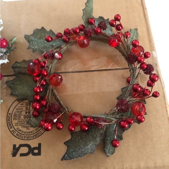 Crafters 5PC Beautiful Round Embellished Miniature Wreaths Beads Floral Greenery - Picture 3 of 6